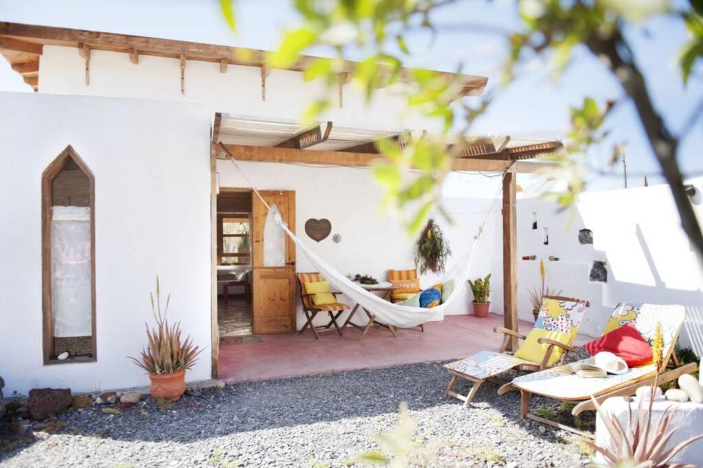 Romantica Fuego - Eco Retreat Finca Artis Tirma Tarajalejo Eksteriør billede